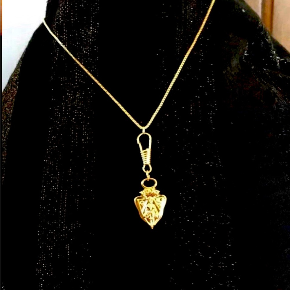 Gucci Pendant charm zipper pull logo crest on necklace